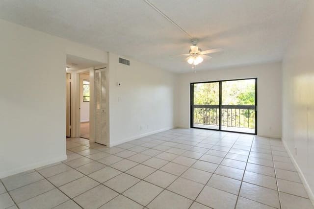 1720 N Congress Avenue 305, West Palm Beach, FL 33401