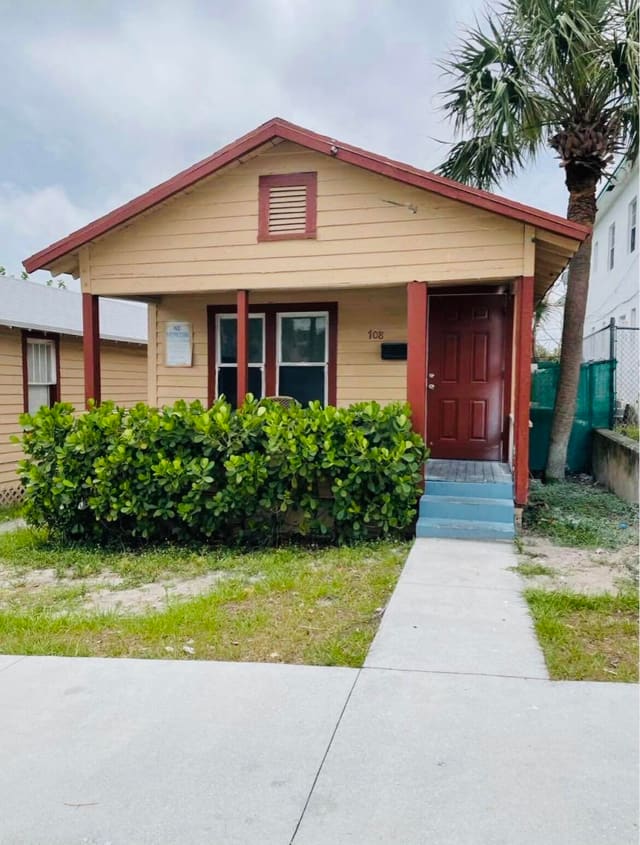 706 7th Street, West Palm Beach, FL 33401