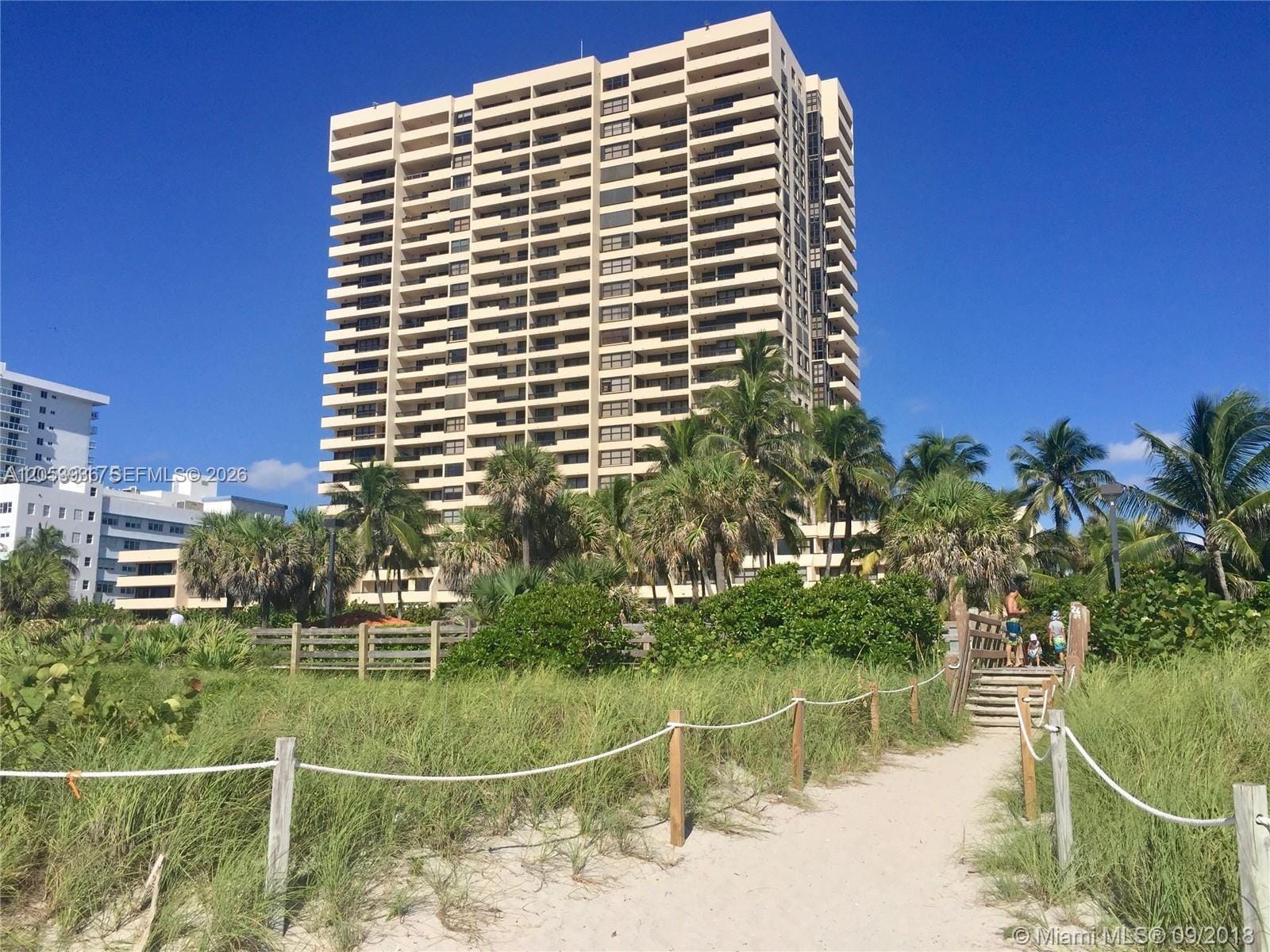 2555 Collins Avenue 308, Miami Beach, FL 33140 photo 29