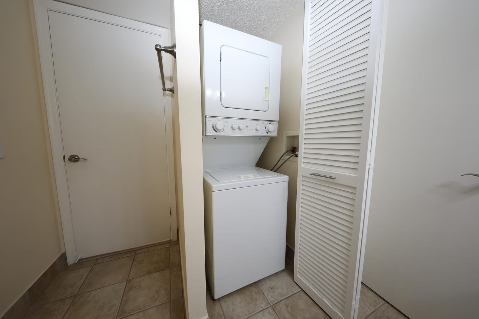 10187 Mangrove Drive 104, Boynton Beach, FL 33437 photo 16