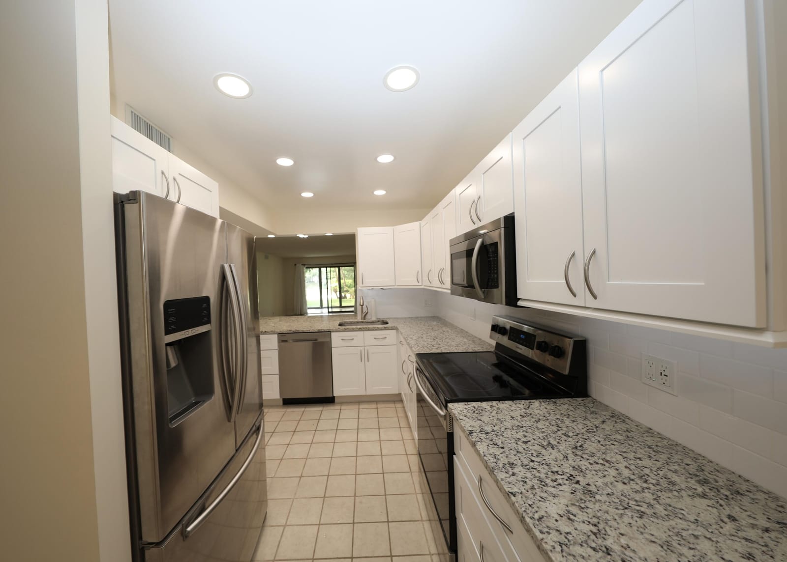 10187 Mangrove Drive 104, Boynton Beach, FL 33437 photo 5