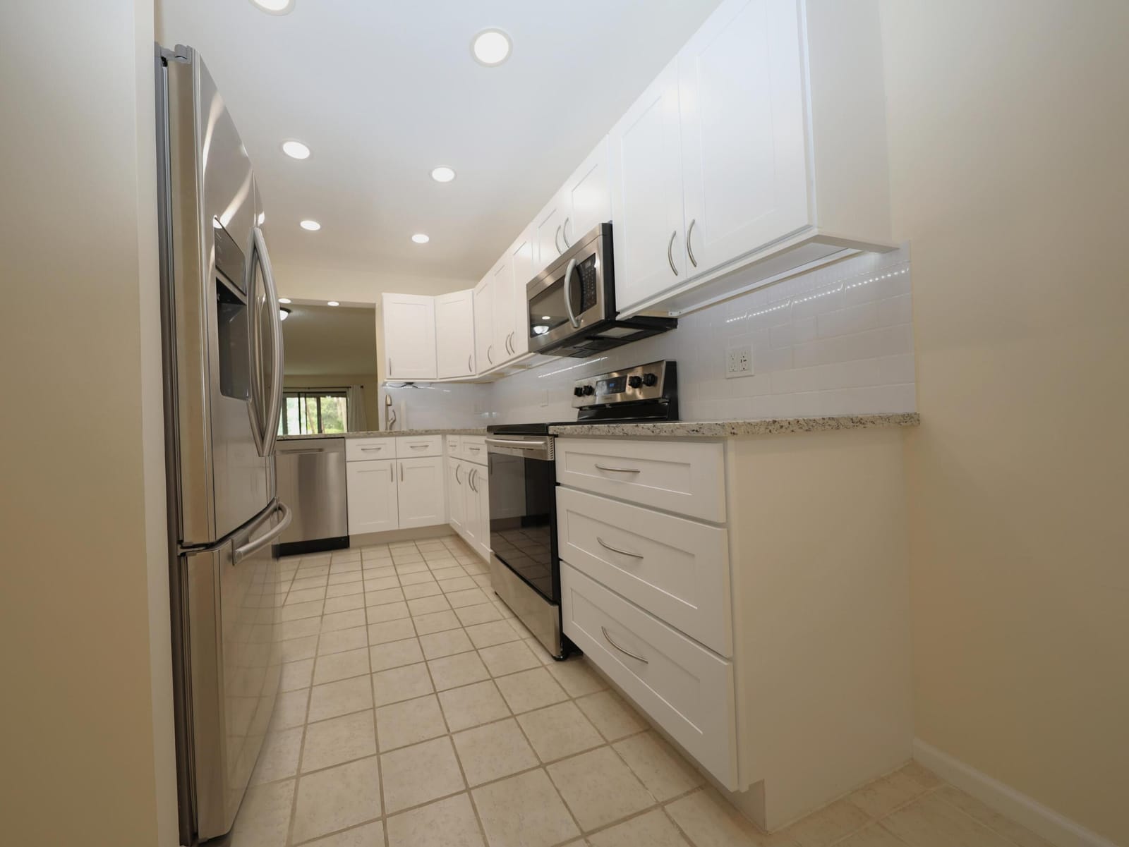 10187 Mangrove Drive 104, Boynton Beach, FL 33437 photo 6