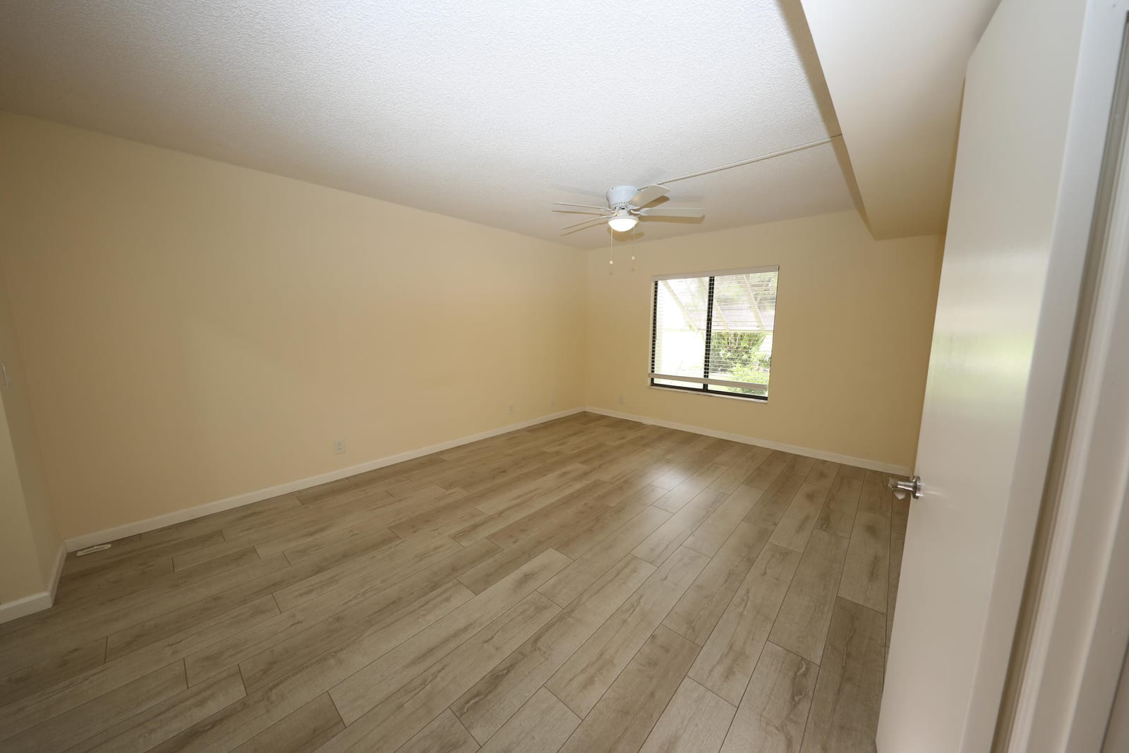 10187 Mangrove Drive 104, Boynton Beach, FL 33437 photo 9