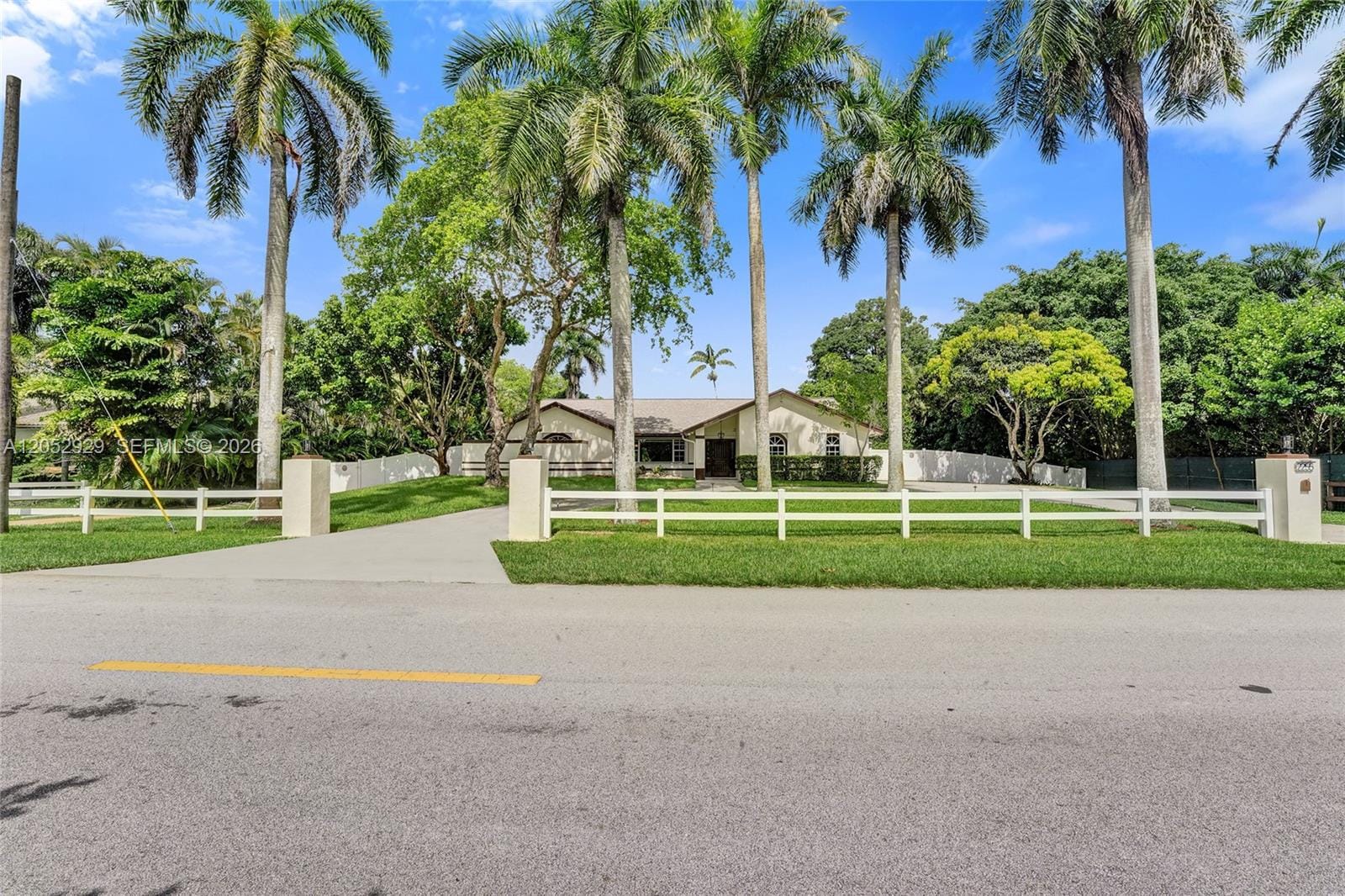 2255 SW 145th Avenue, Davie, FL 33325