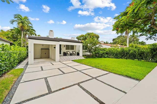 829 Granada Groves Court, Coral Gables, FL 33134