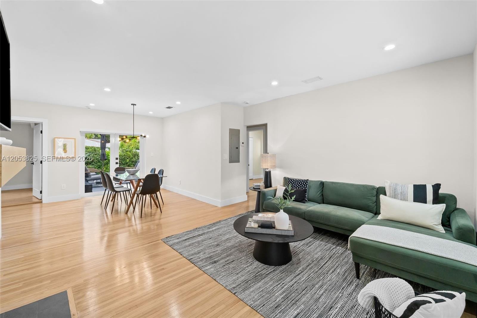 829 Granada Groves Court — photo 3