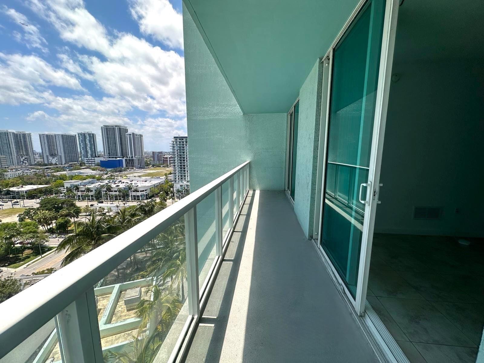 1900 N BAYSHORE Drive 1709 — photo 5