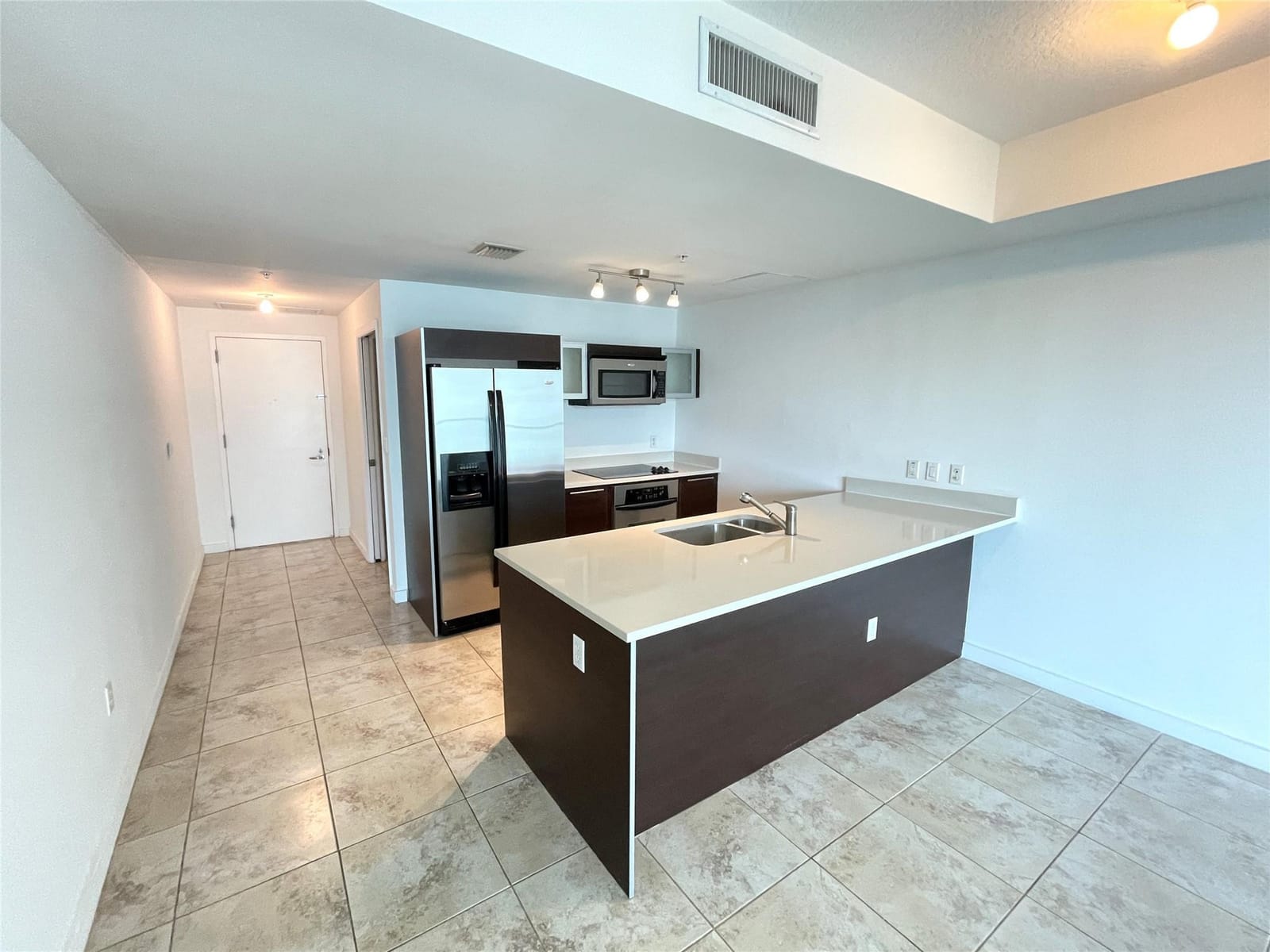 1900 N BAYSHORE Drive 1709