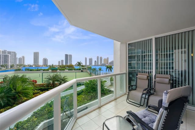 3370 Hidden Bay Drive 507, Aventura, FL 33180