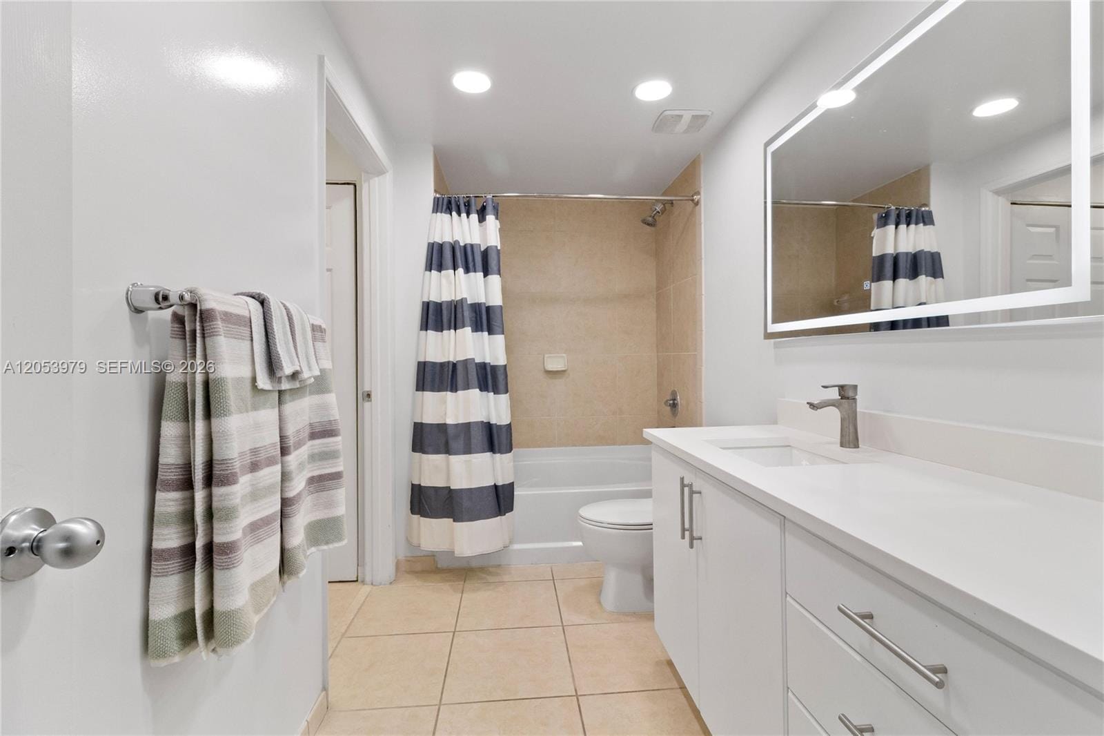 2421 NE 65th Street 217, Fort Lauderdale, FL 33308 photo 9
