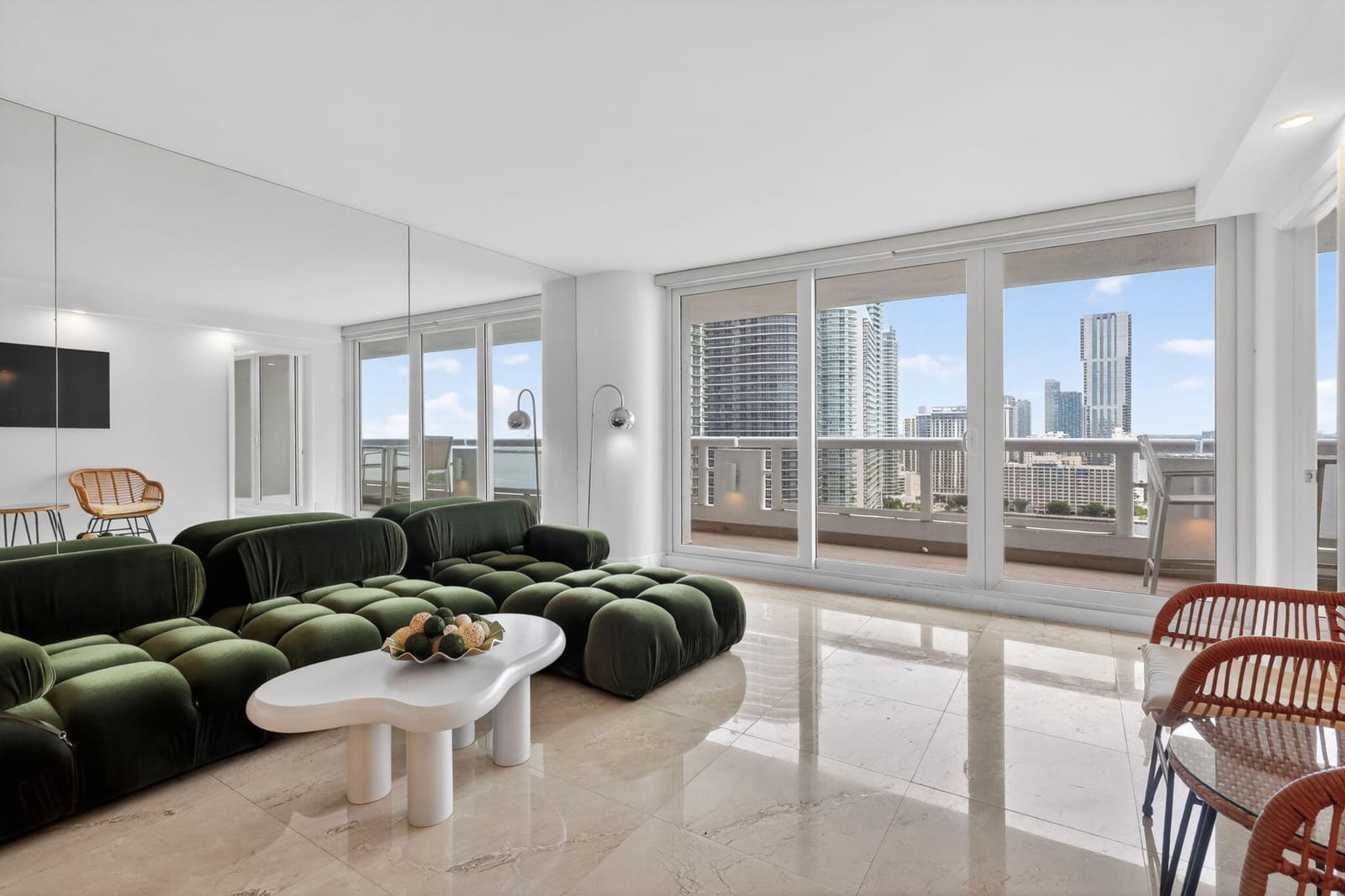 1717 N BAYSHORE Drive A-2935, Miami, FL 33132 photo 6