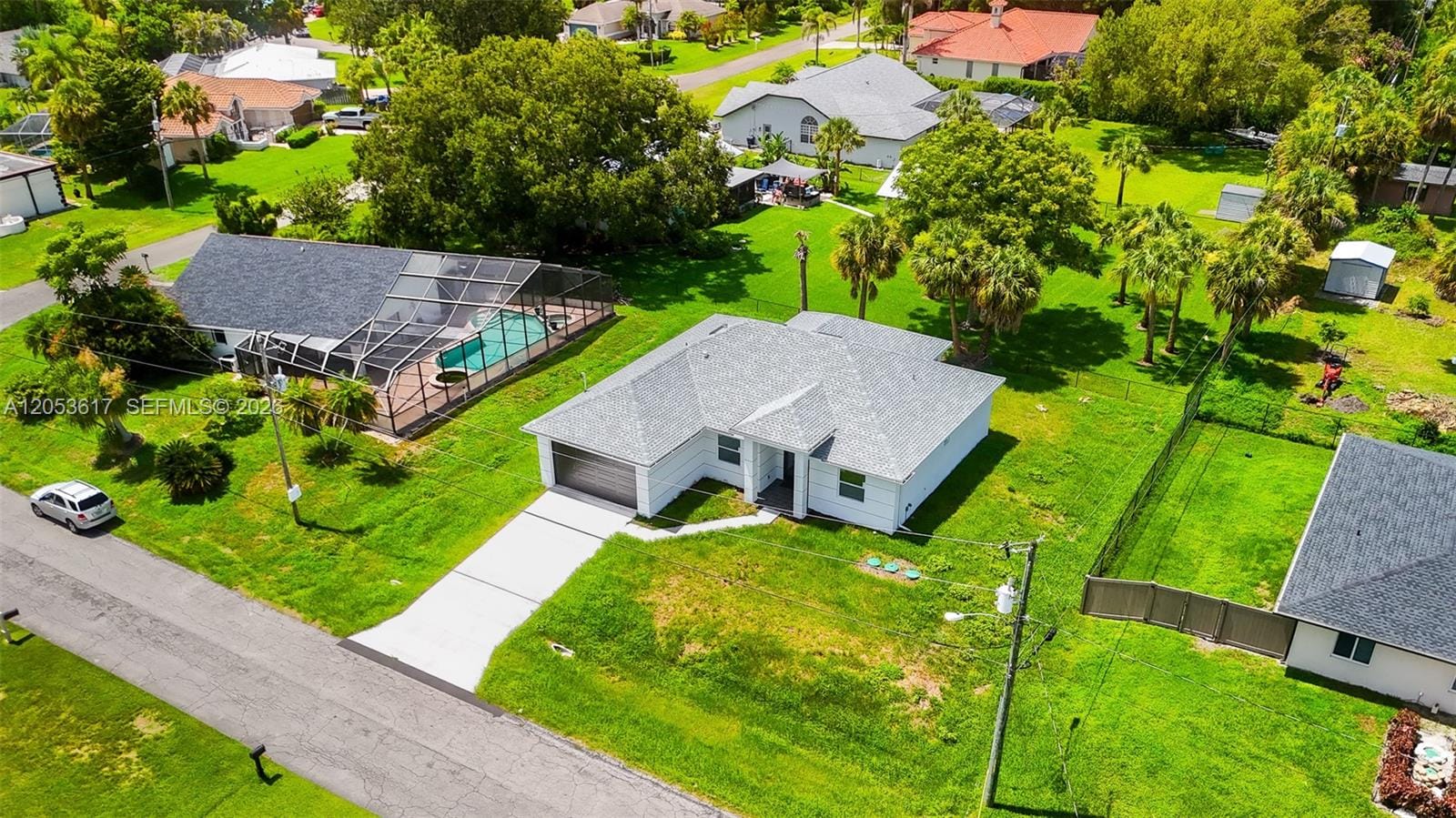 2524 Lakeview Drive — photo 3