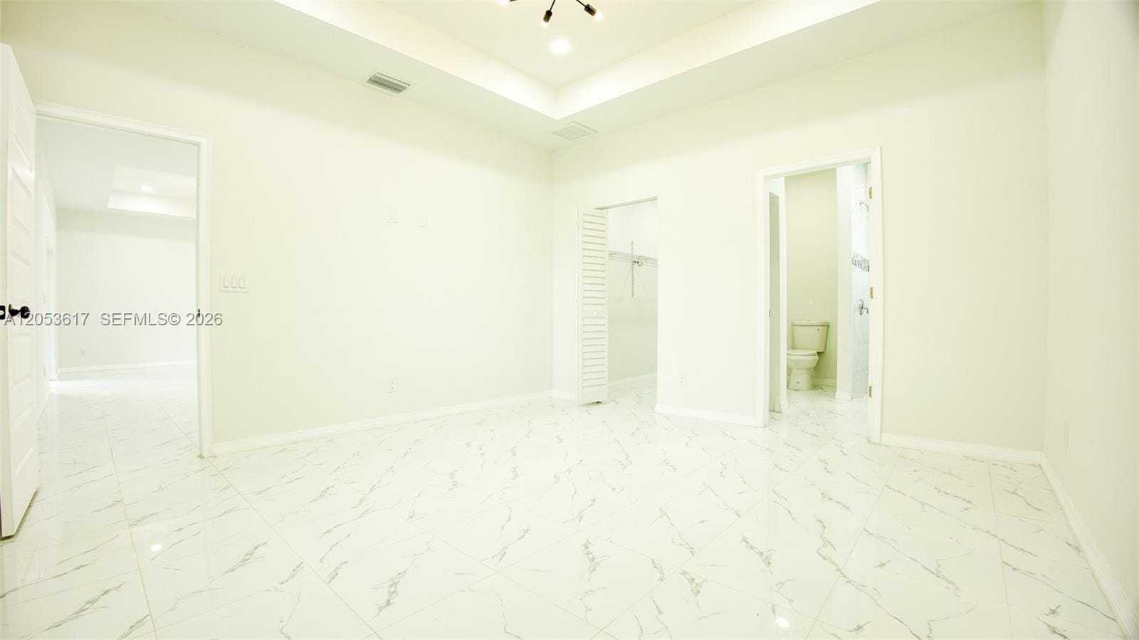 2524 Lakeview Drive — photo 9