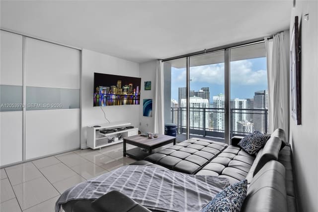 90 SW 3rd Street 4403, Miami, FL 33130
