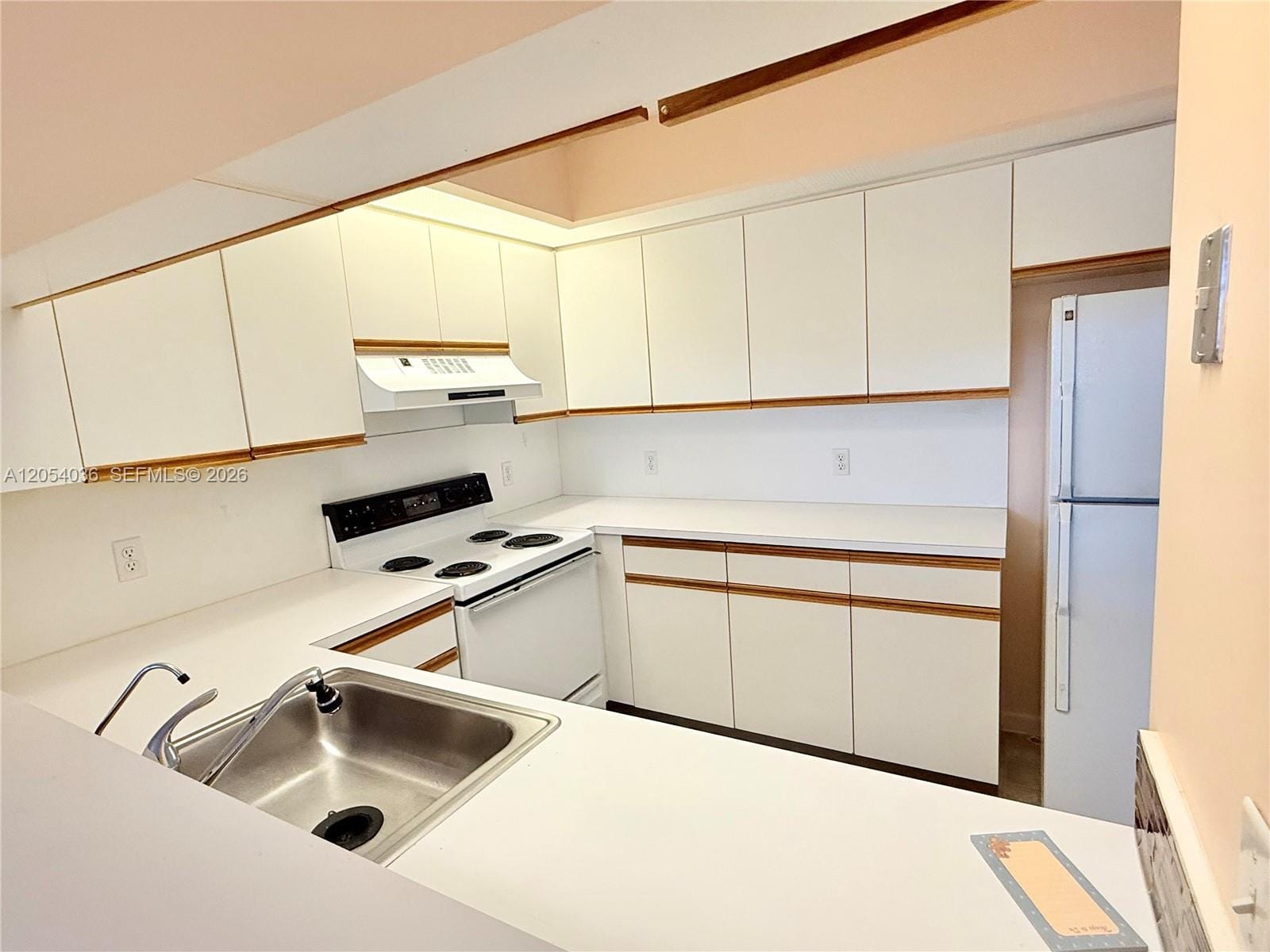 12901 SW 15th Court 402V — photo 4
