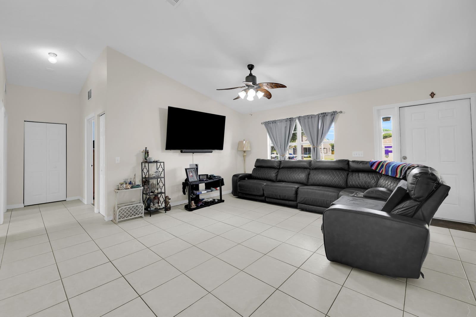 1295 12th Avenue SW, Vero Beach, FL 32962 photo 4