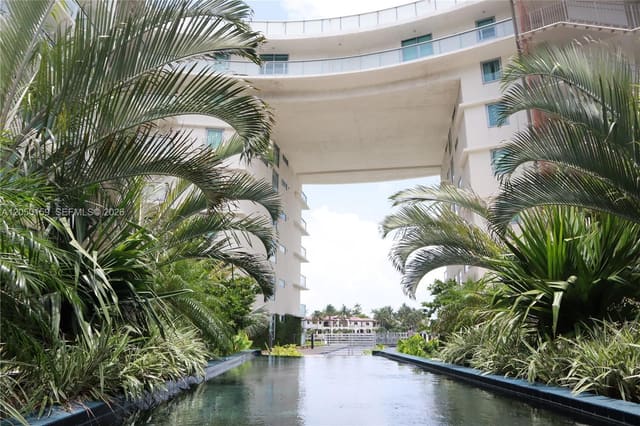 6620 Indian Creek Drive 302, Amd Pl Of 2nd Ocean Front, Miami Beach, FL