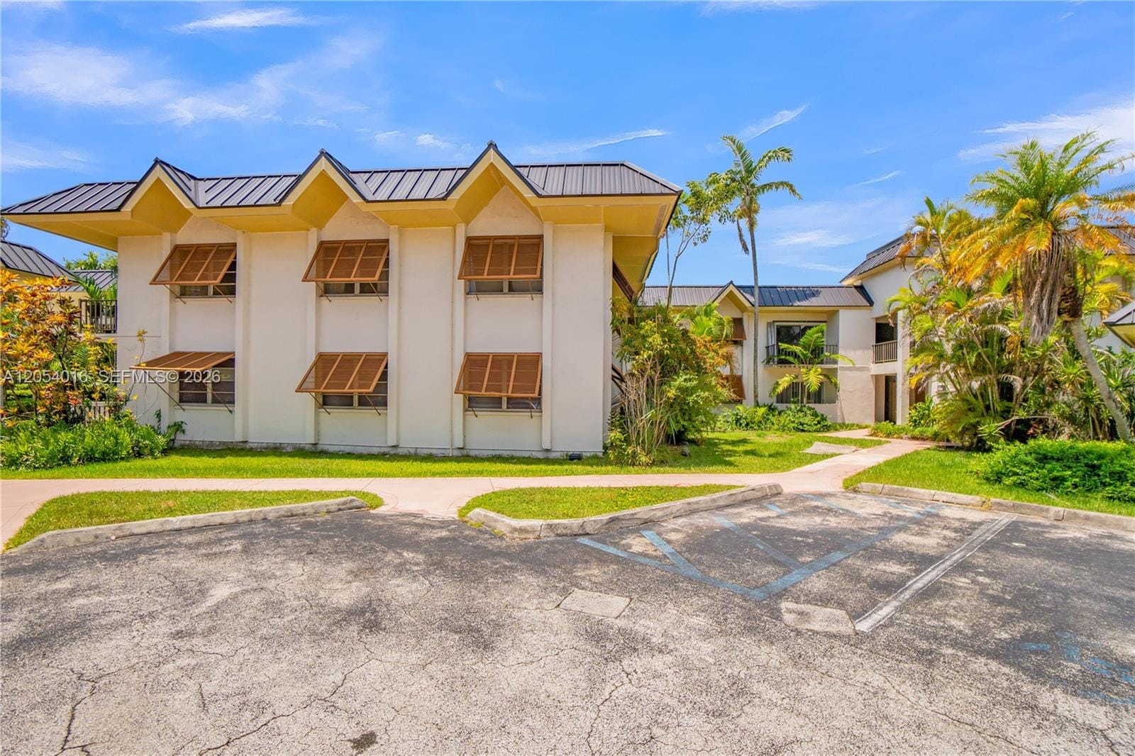 9354 SW 77th Avenue I1 — photo 4