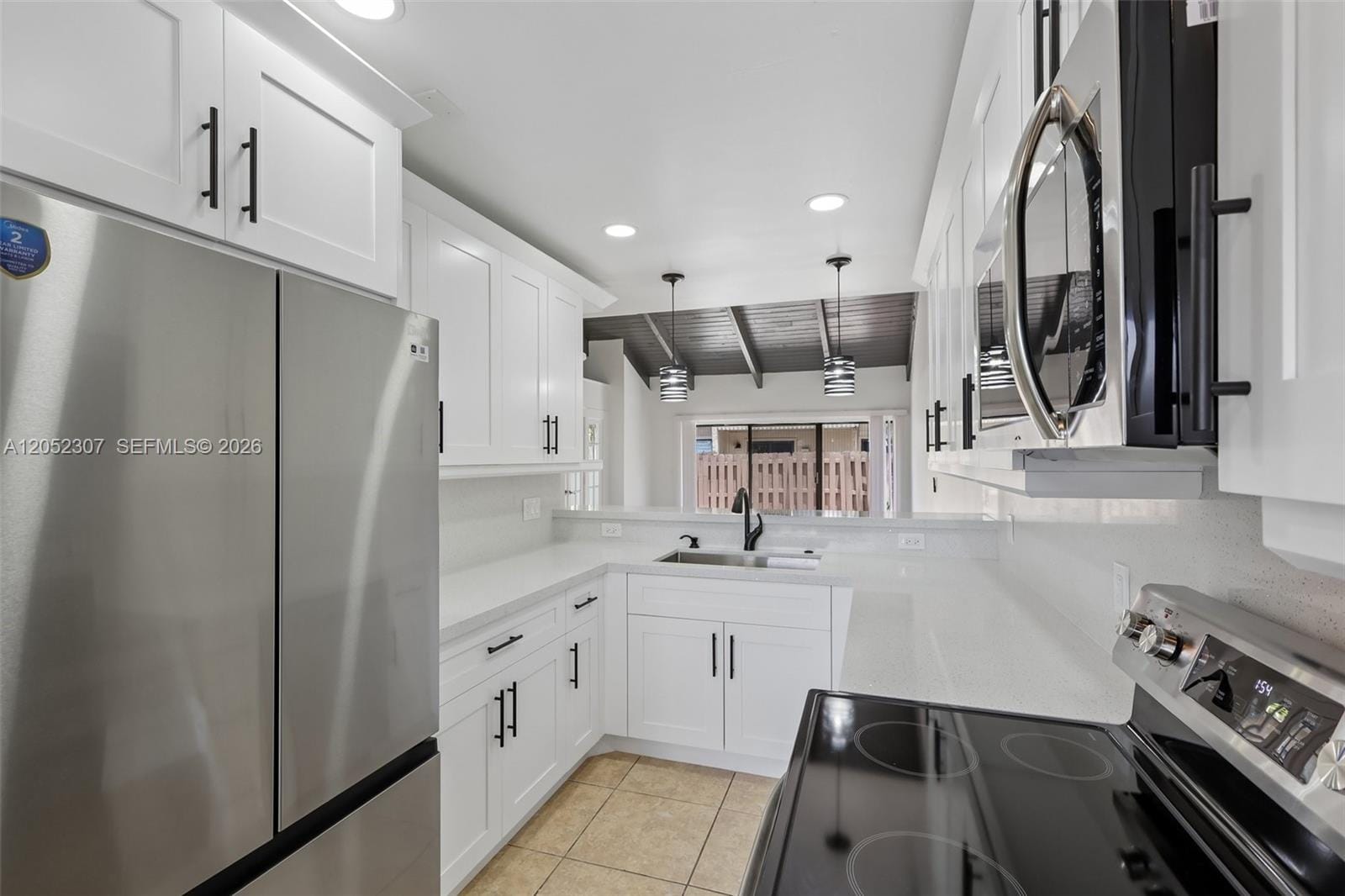 2112 SW 81st Way — photo 7