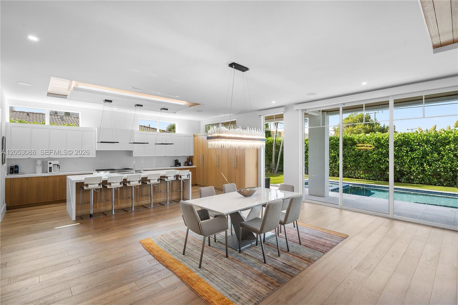 728 Malaga Drive — photo 12