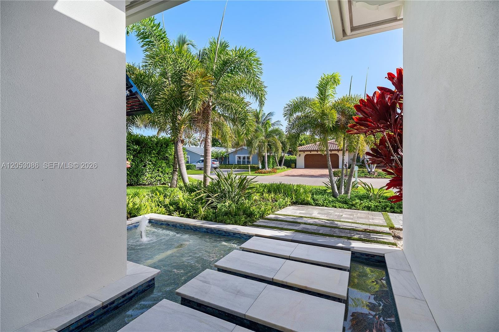728 Malaga Drive — photo 4