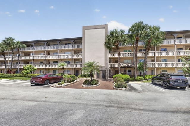 1703 Andros Isle M3, Andros Village, Coconut Creek, FL