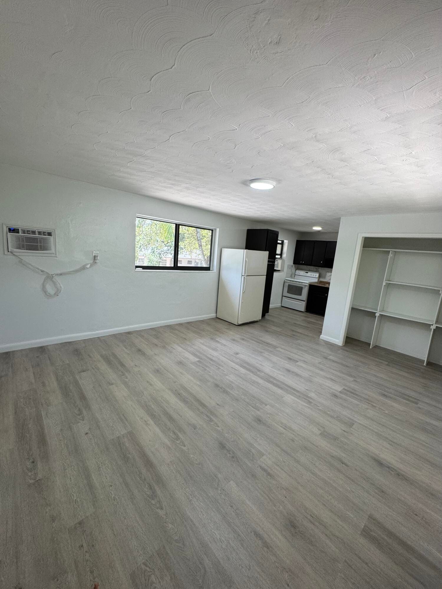 1113 SW 15TH Terrace 11 — photo 4