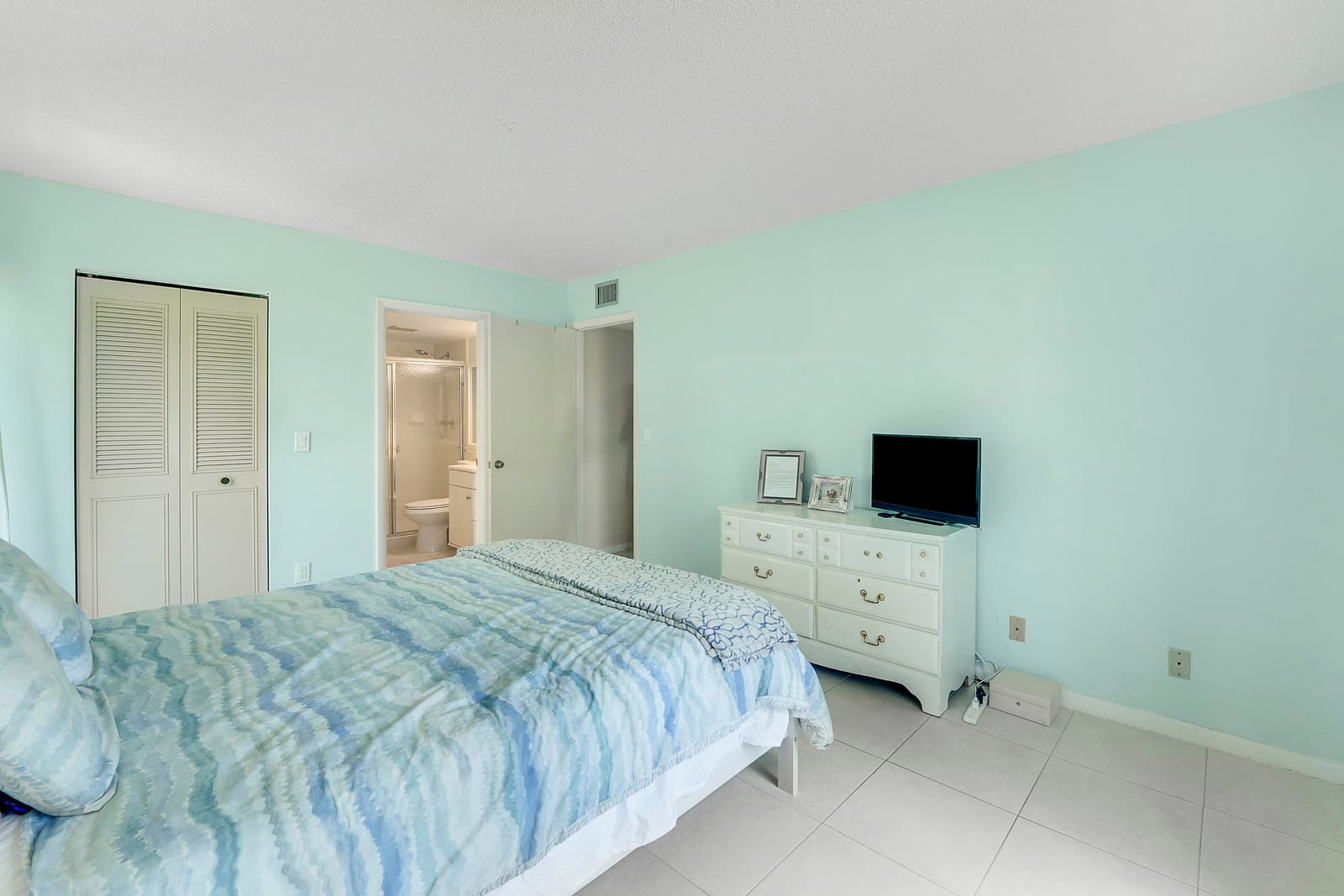 1112 Green Pine Boulevard G1, West Palm Beach, FL 33409 photo 13