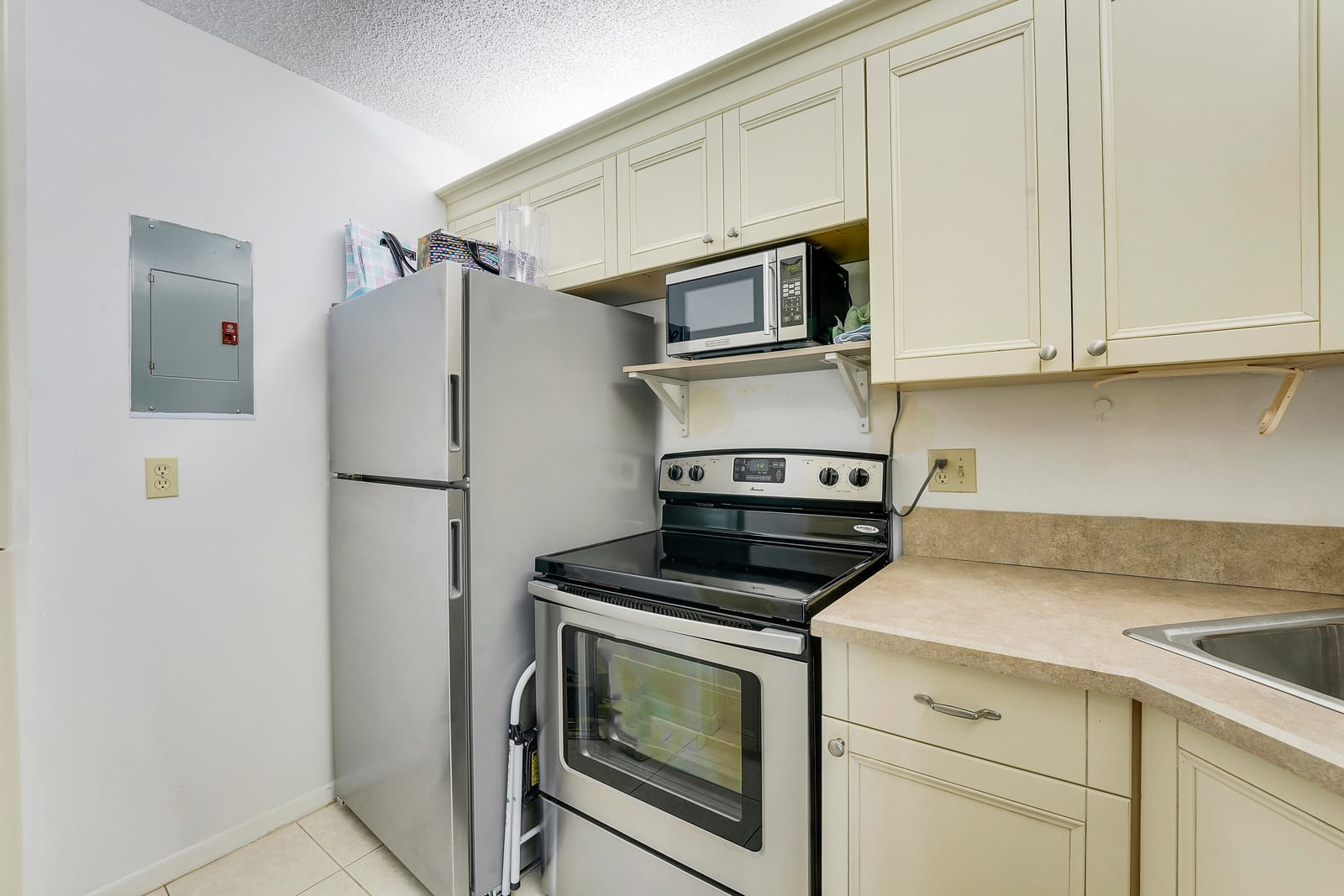 1112 Green Pine Boulevard G1 — photo 10