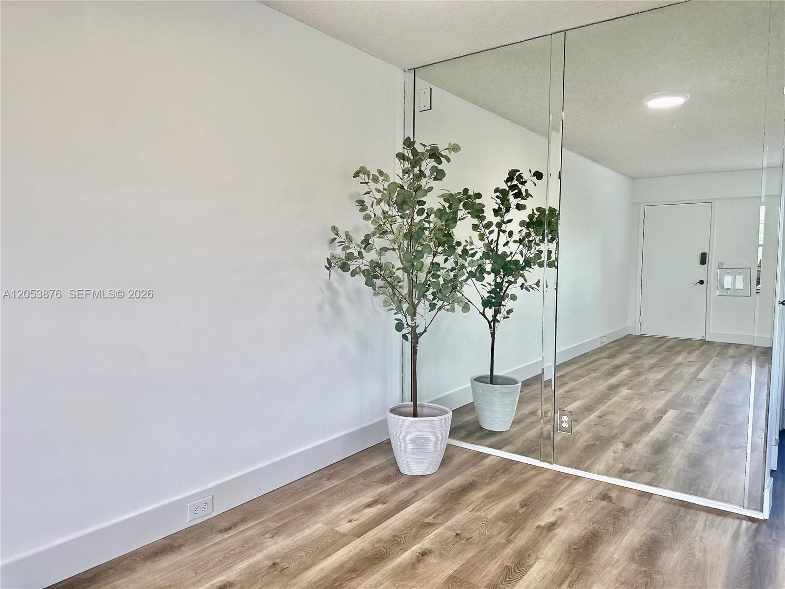 101 SW 132nd Way 413J — photo 11