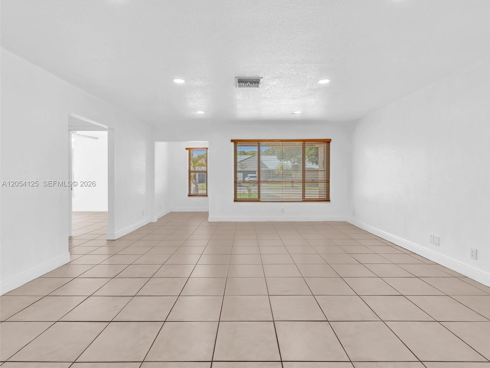 10149 NW 21 Street, Pembroke Pines, FL 33026 photo 12