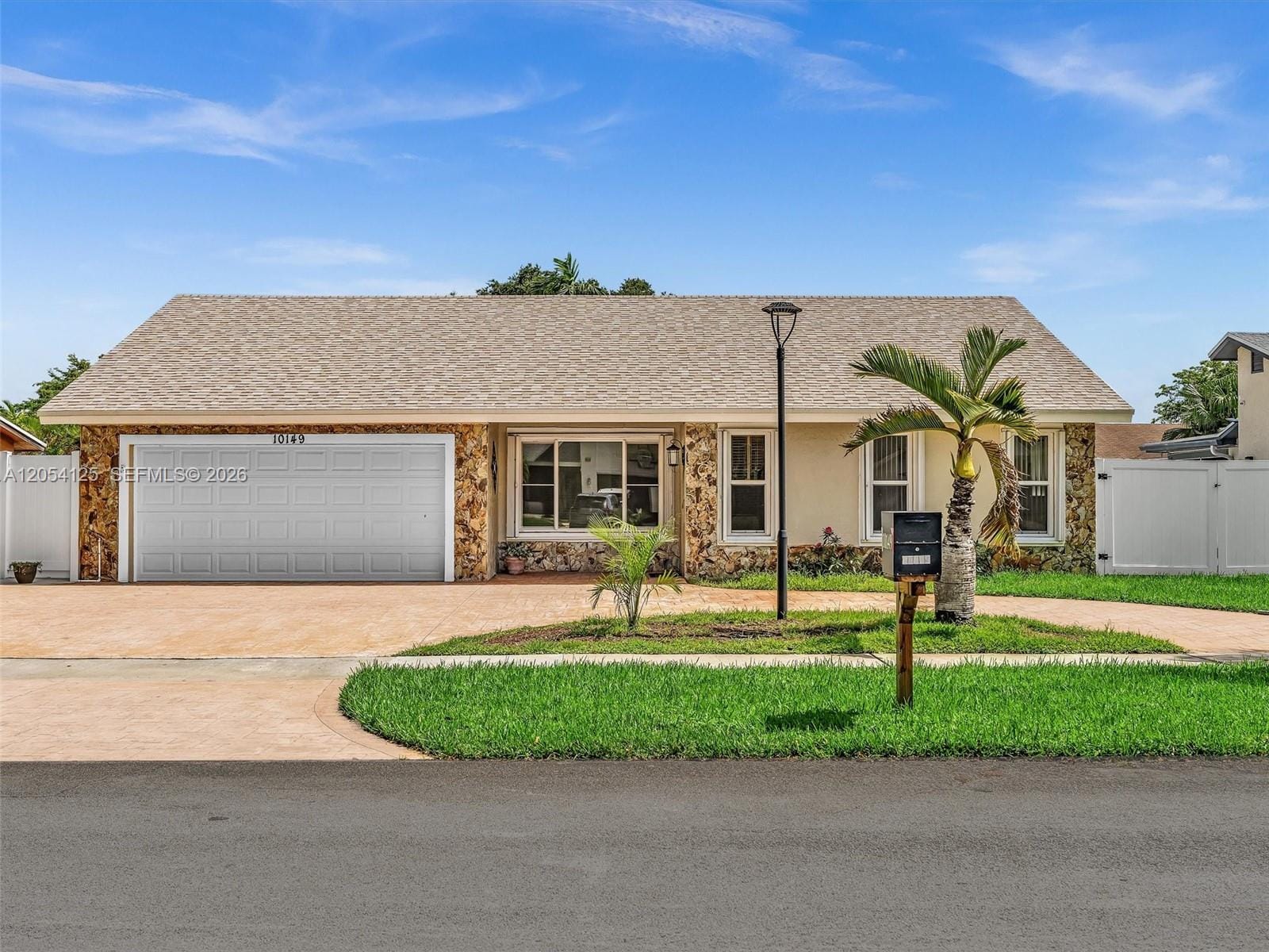 10149 NW 21 Street, Pembroke Pines, FL 33026 photo 3