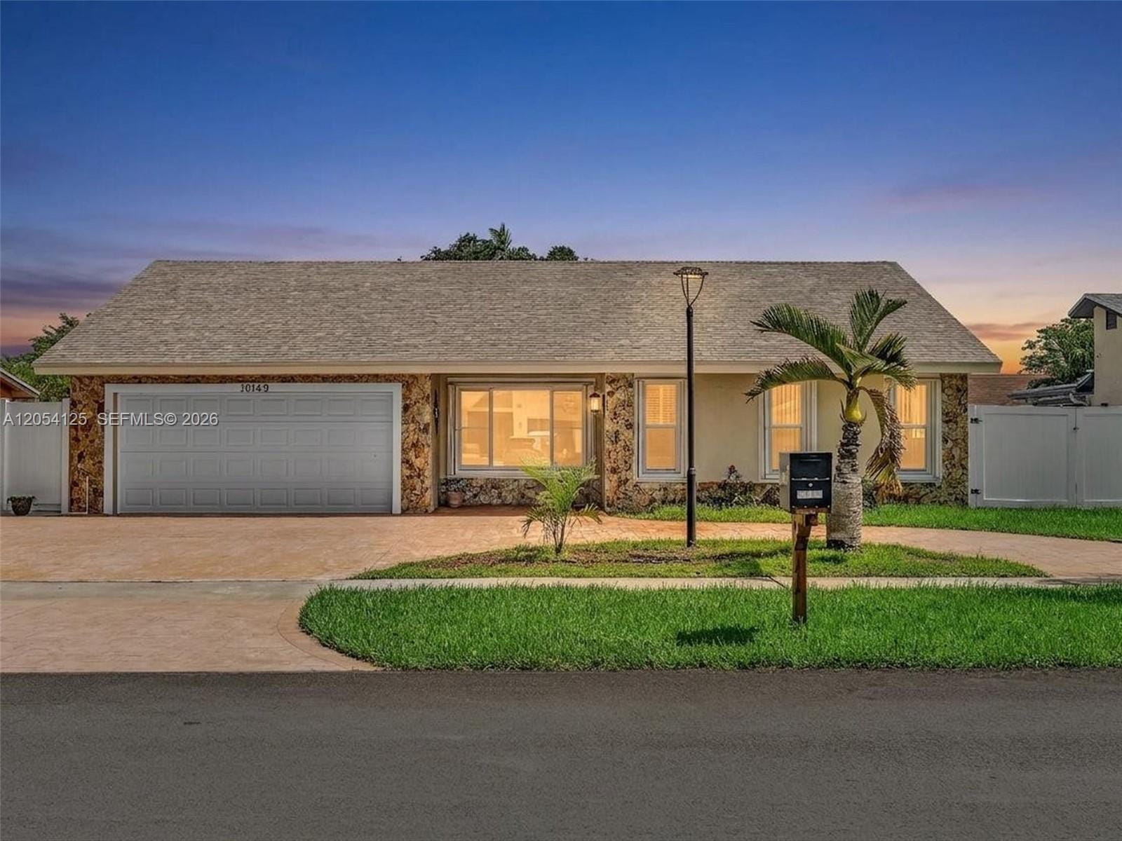 10149 NW 21 Street, Pembroke Pines, FL 33026 photo 4