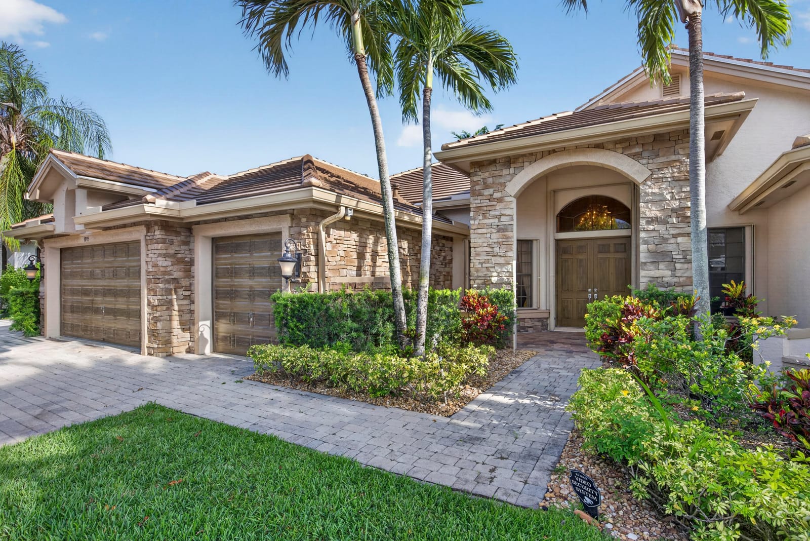 10715 Versailles Boulevard, Wellington, FL 33449
