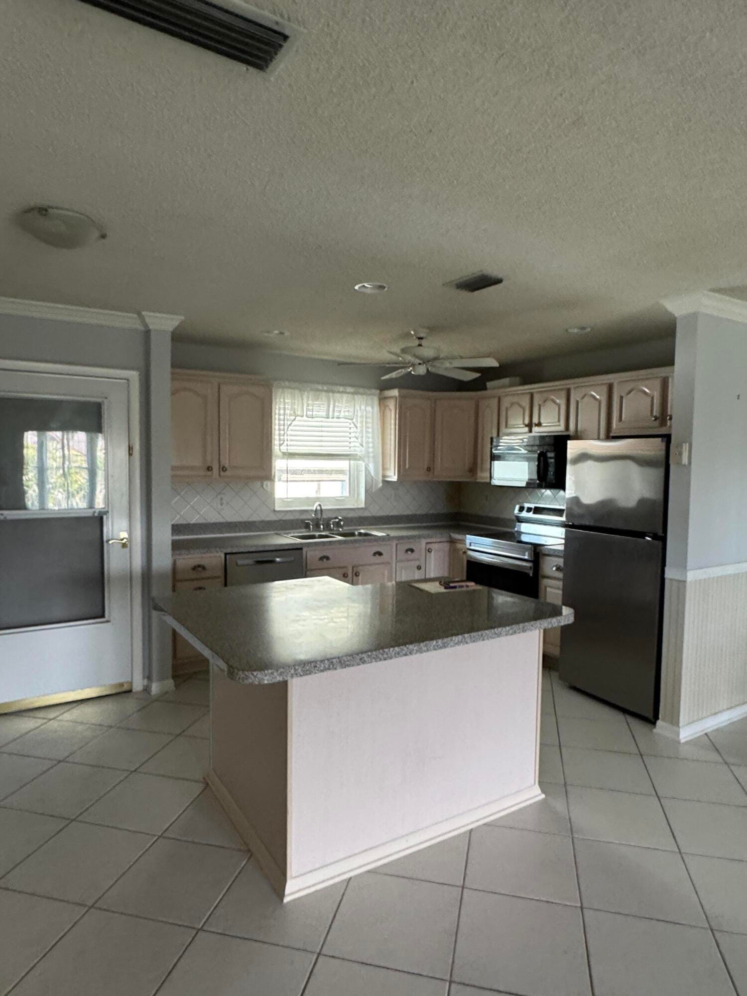 6531 SE Federal Highway S205 — photo 11