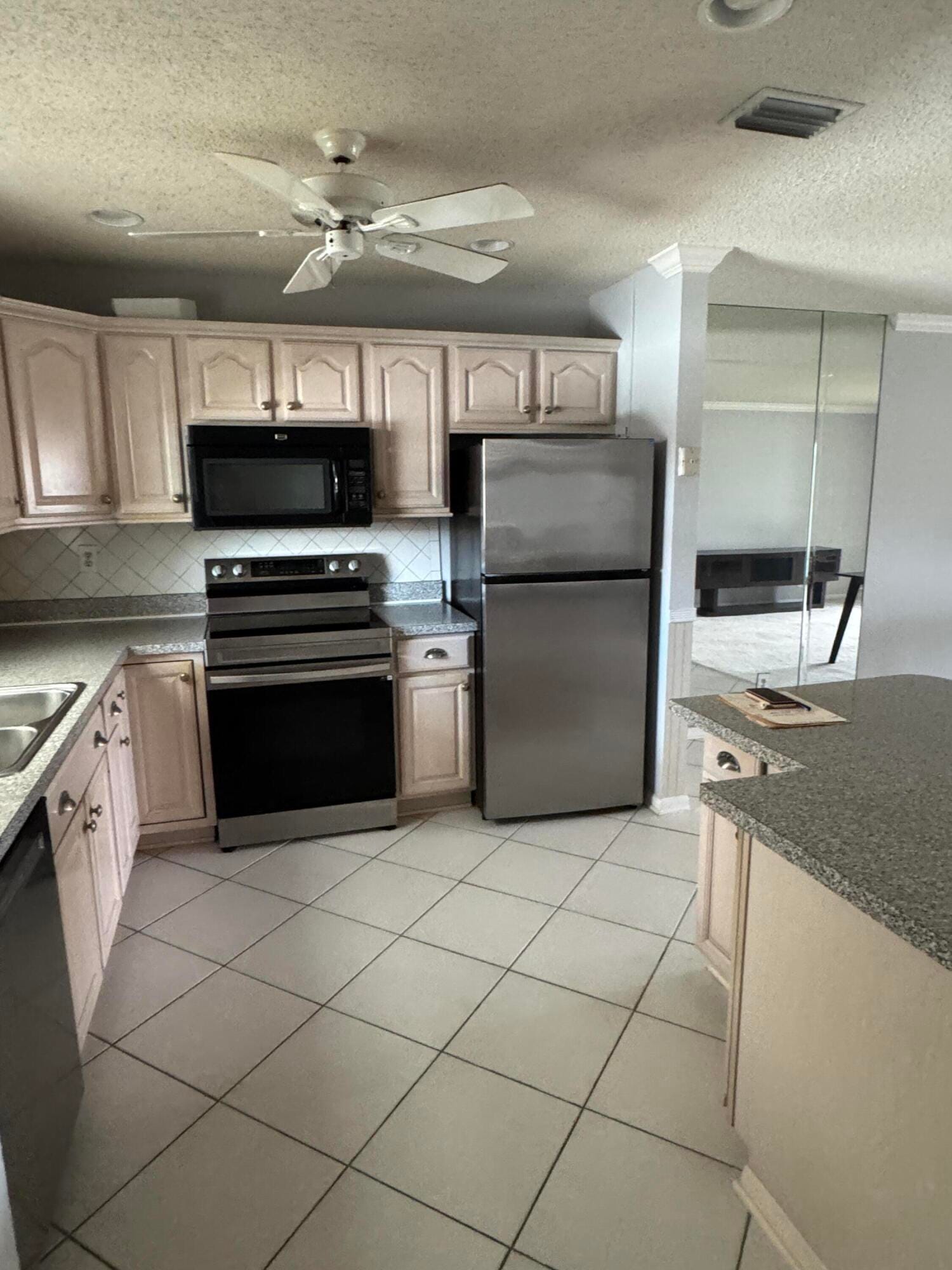 6531 SE Federal Highway S205 — photo 9