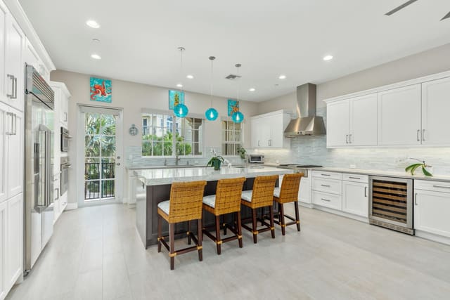 144 Tierra Lane 10, Jupiter, FL 33477