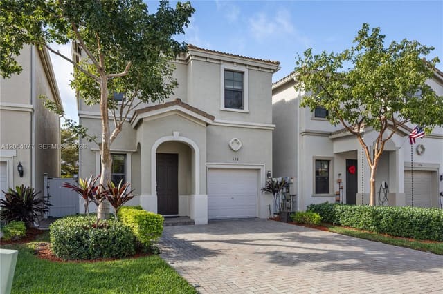 658 NE 193rd Terrace, Aventura Isles, Miami, FL