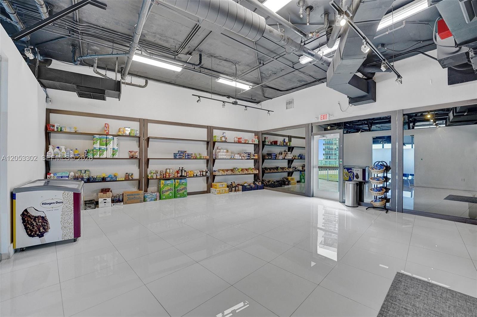 601 NE 36th Street 811, Miami, FL 33137 photo 30