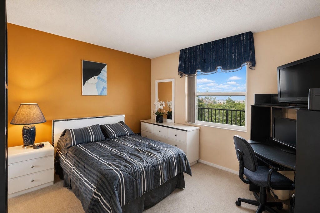 4091 Cypress Reach Court 403, Pompano Beach, FL 33069 photo 12