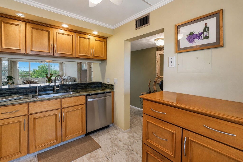 4091 Cypress Reach Court 403, Pompano Beach, FL 33069 photo 7