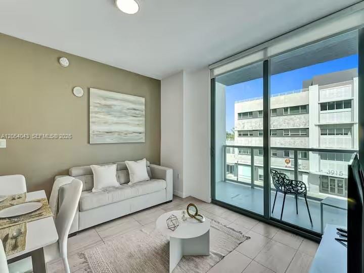 3900 Biscayne Boulevard S-216 — photo 4
