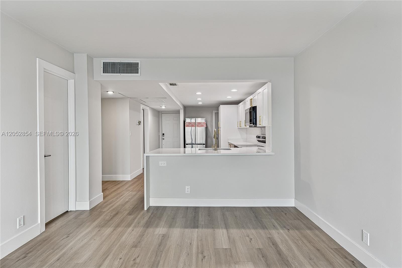 155 Isle Of Venice Drive 602 — photo 8