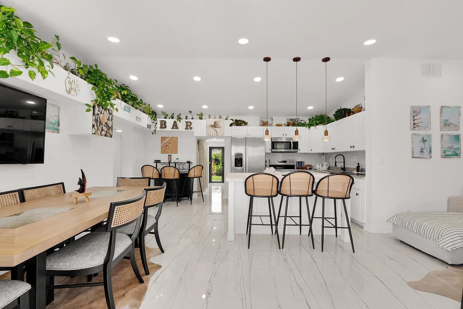1433 NE 53rd Court — photo 3