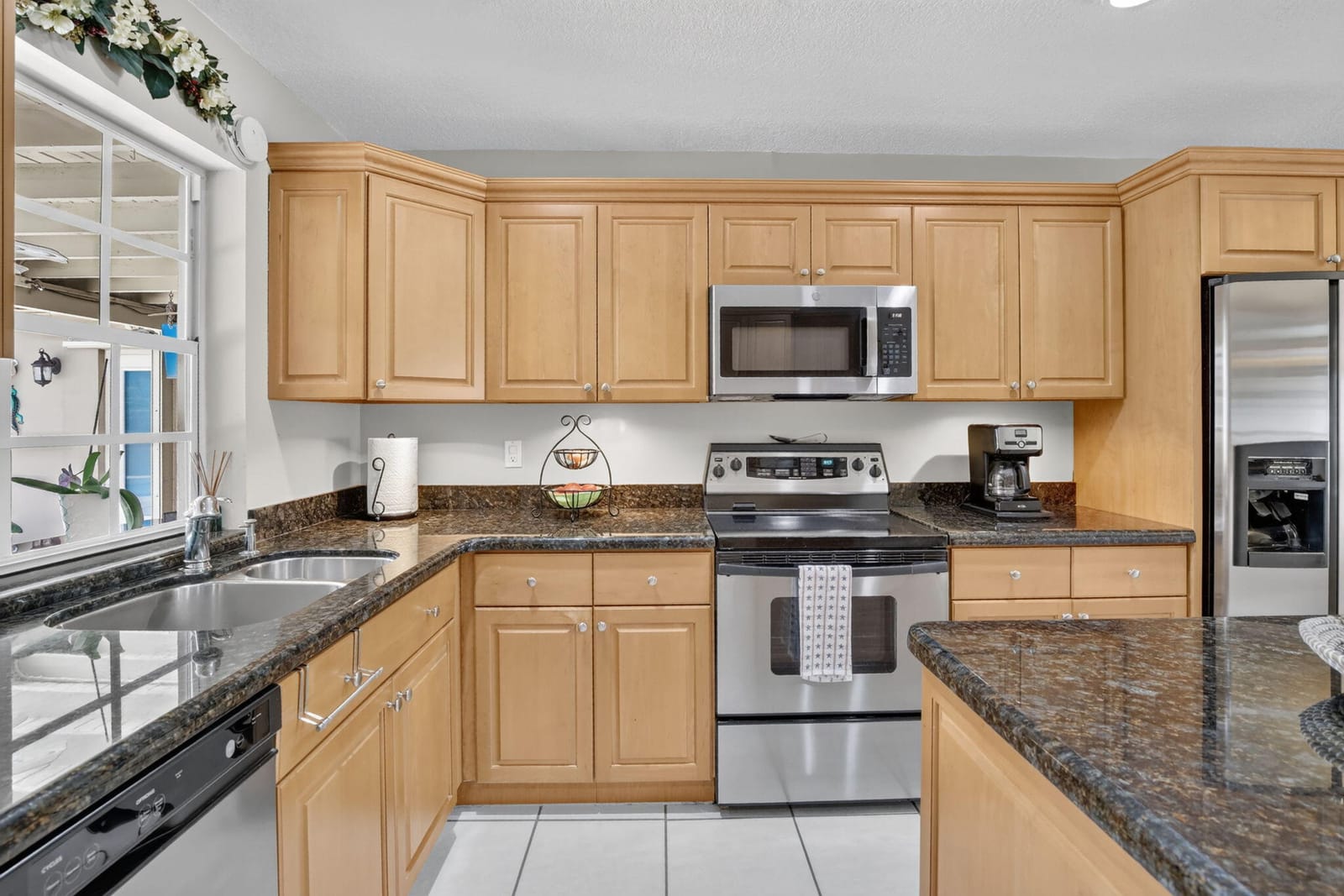 1851 NW 106TH Avenue, Pembroke Pines, FL 33026 photo 13