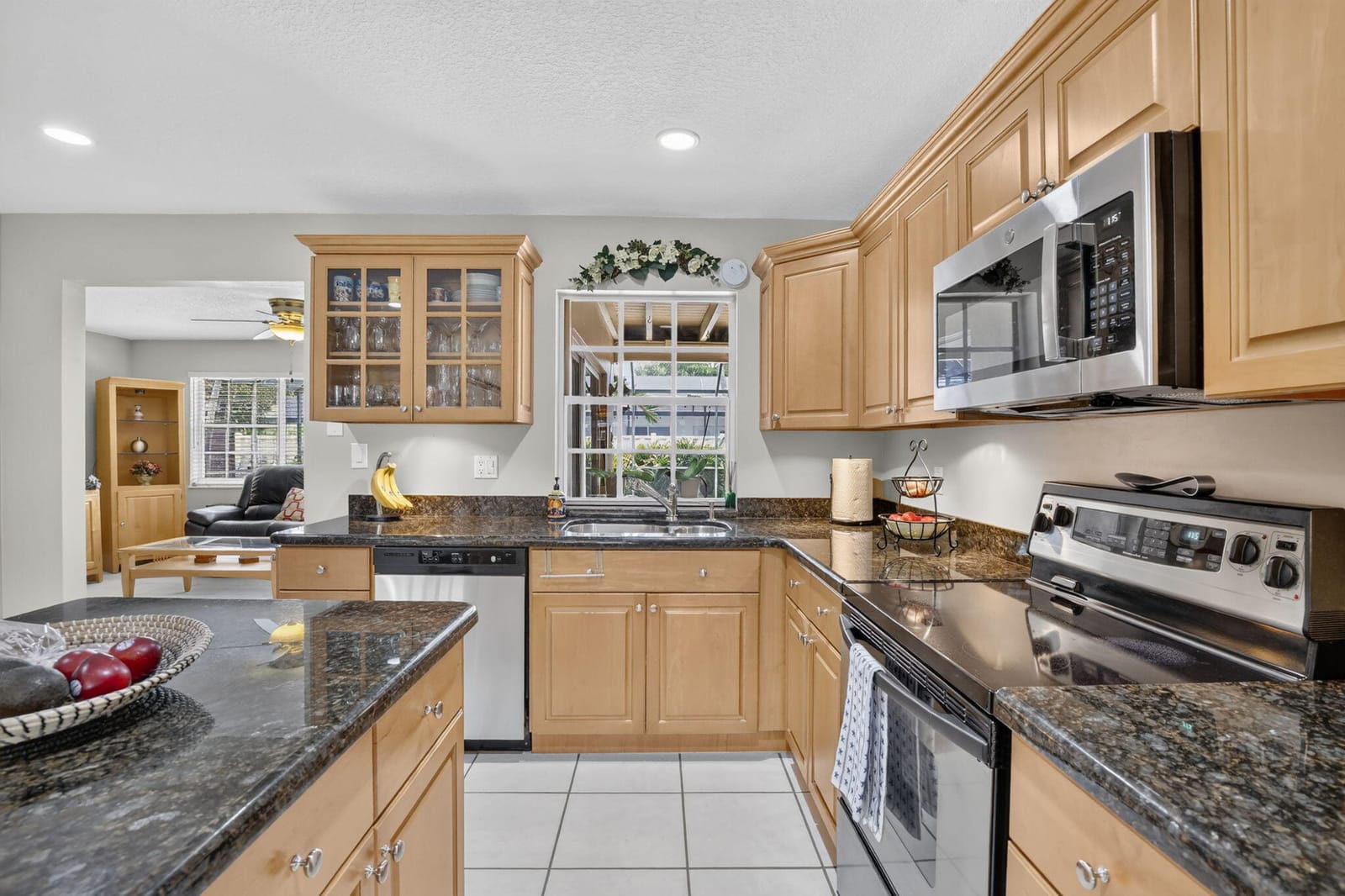 1851 NW 106TH Avenue, Pembroke Pines, FL 33026 photo 10