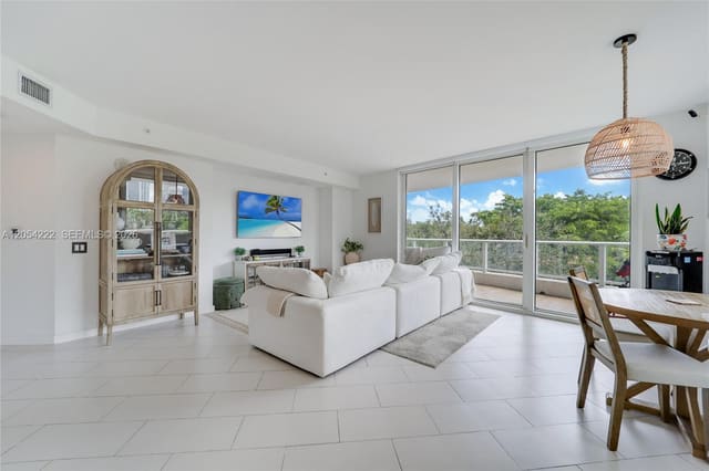 4250 Biscayne Boulevard 301, Miami, FL 33137