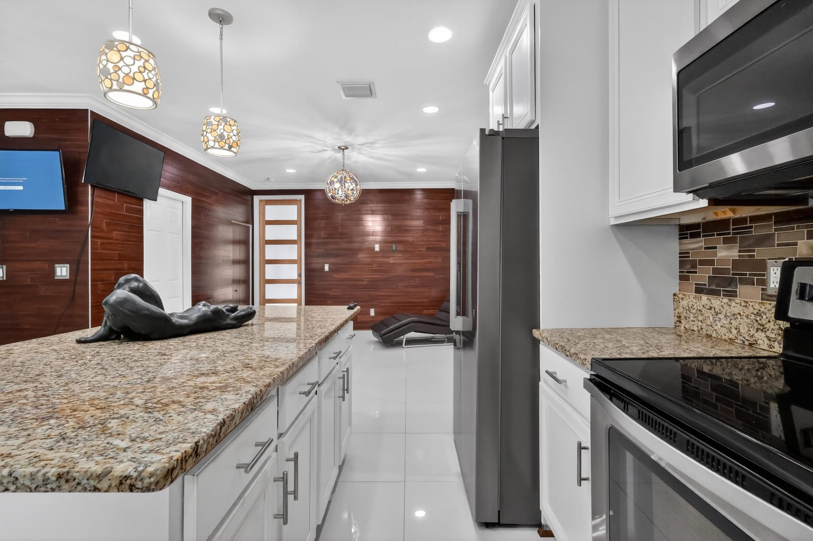 3106 Waterside Circle — photo 5