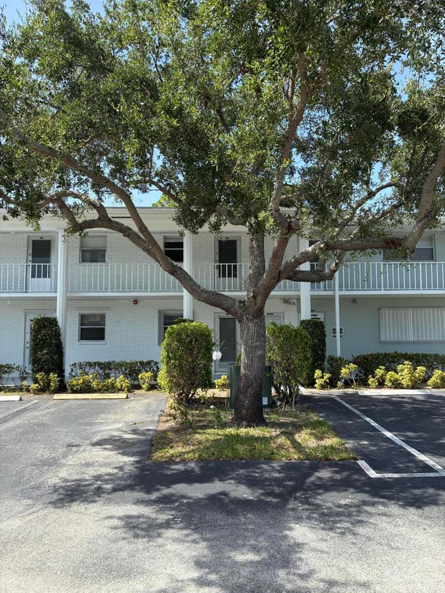 2600 SW 22nd Avenue 908, Delray Beach, FL 33445