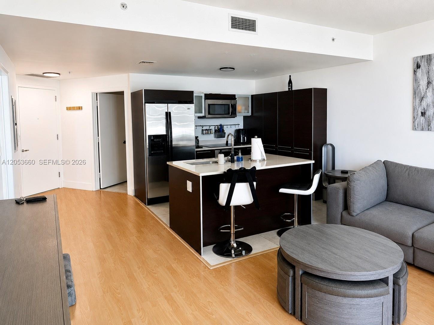 1900 N Bayshore Drive 3807 — photo 4